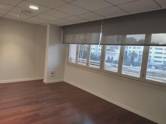 Büro zu vermieten in Elda - 1.200 € (Ref: 10059578)