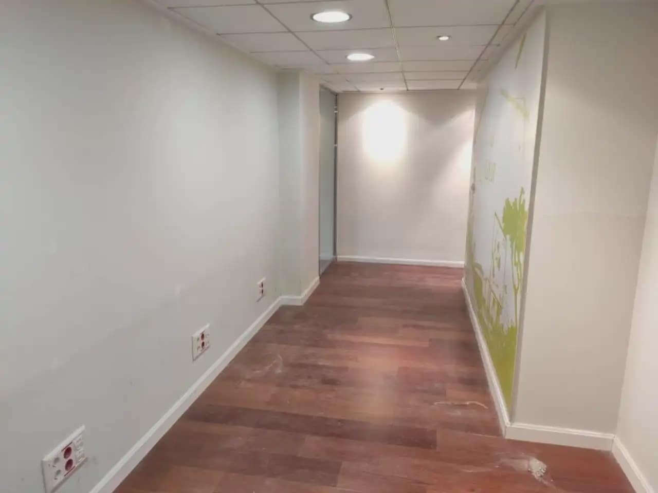 Büro zu vermieten in Elda - 1.200 € (Ref: 10059578)