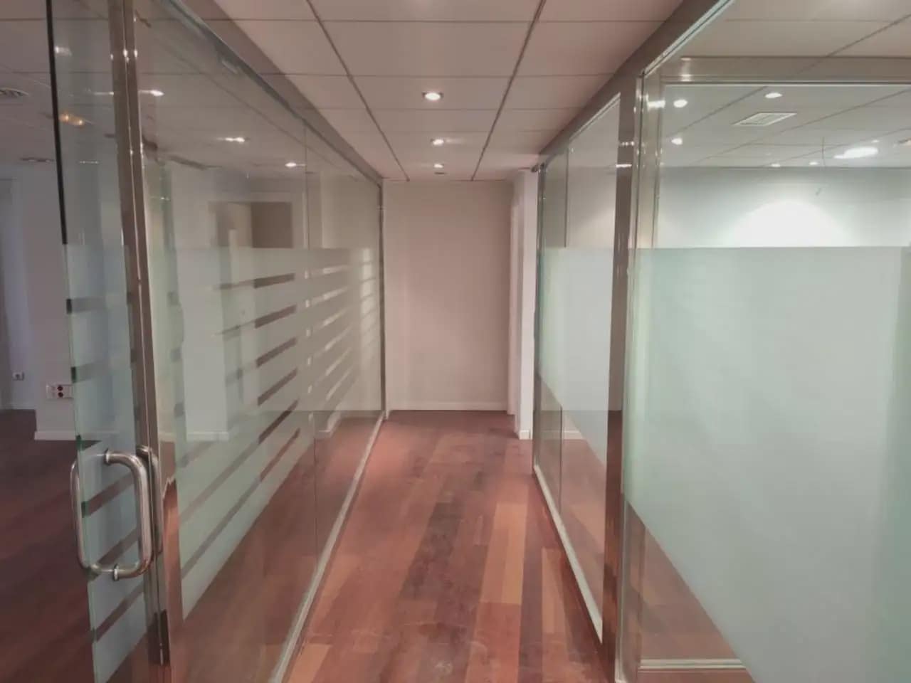 Büro zu vermieten in Elda - 900 € (Ref: 10059579)