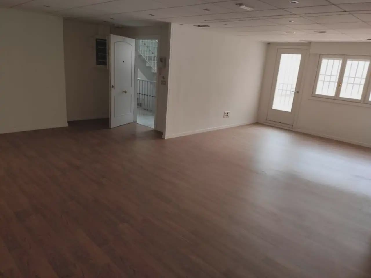 Büro zu vermieten in Elda - 900 € (Ref: 10059580)