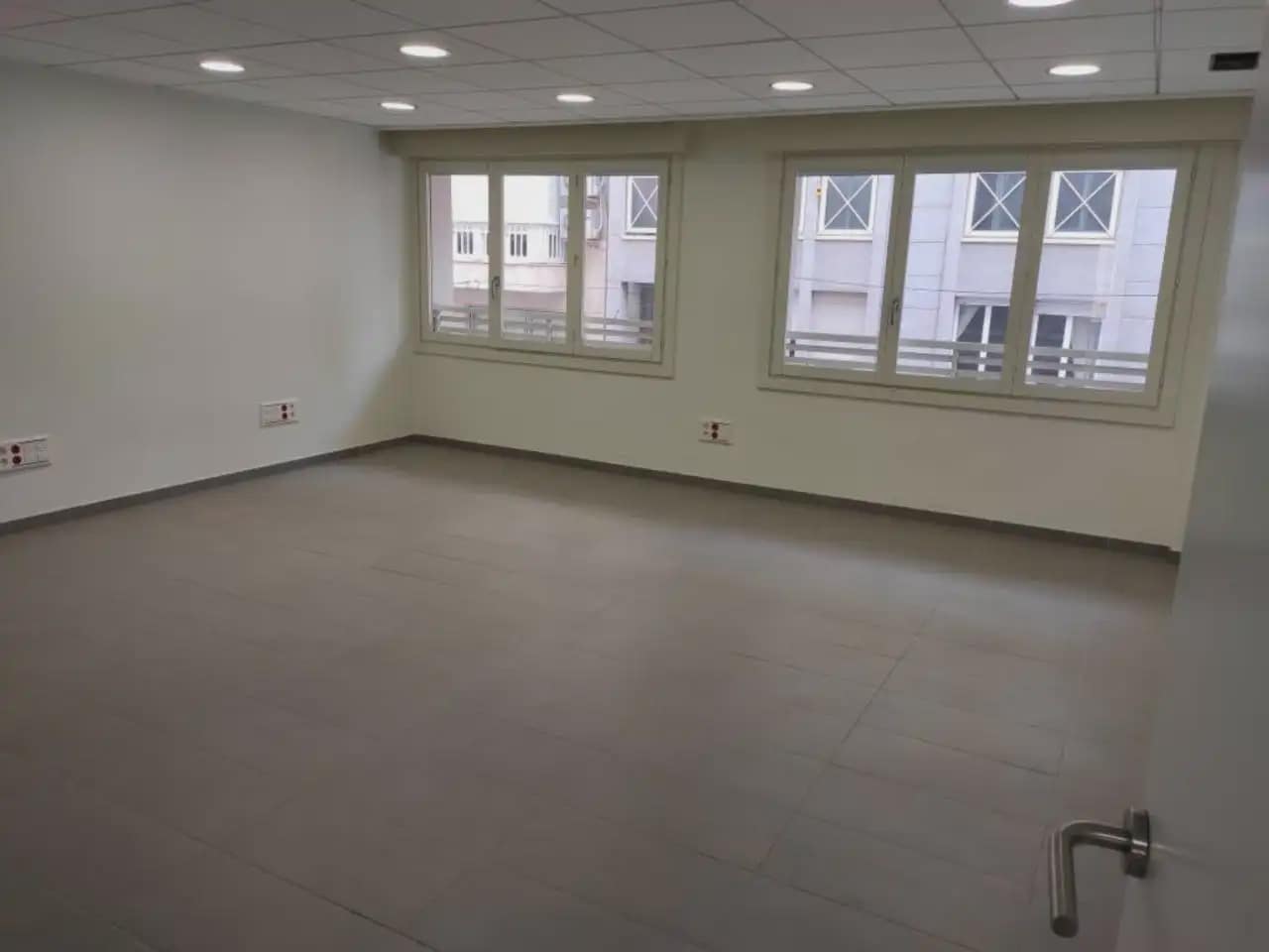 Büro zu vermieten in Elda - 900 € (Ref: 10059580)