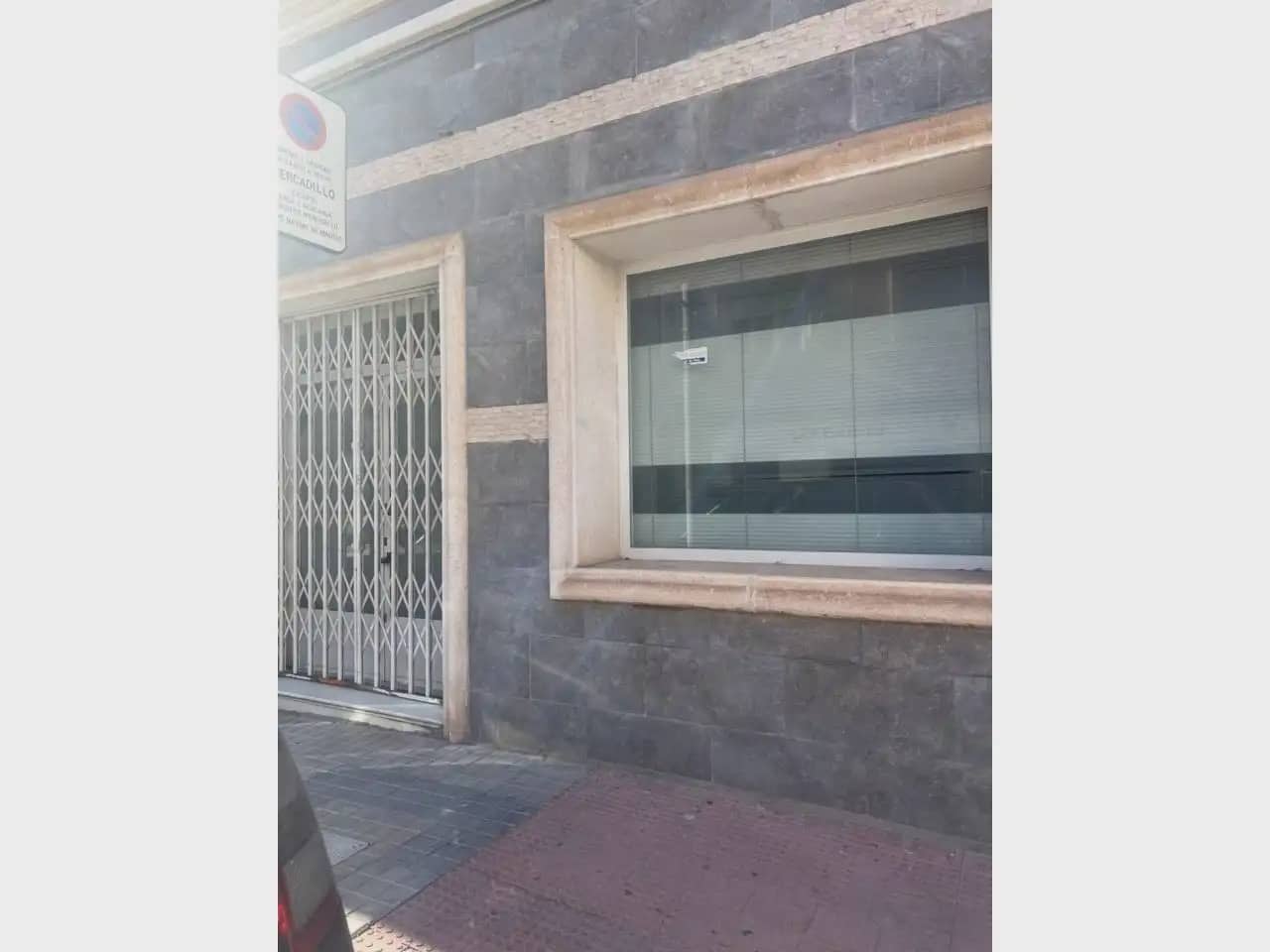 Gewerbe zu vermieten in Elda - 425 € (Ref: 10059585)