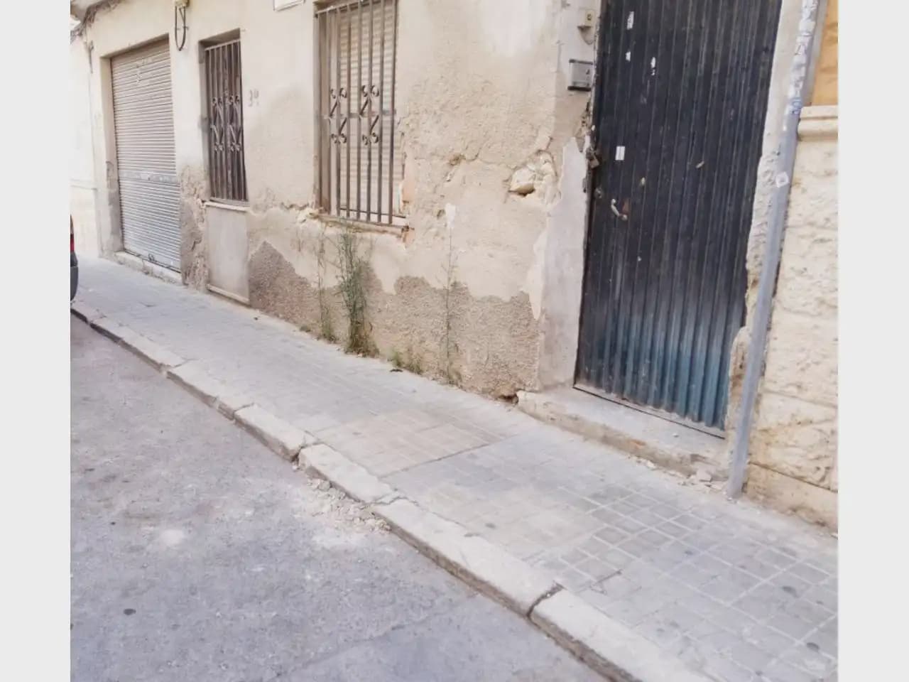 Casa en Elda en venta - 98.000 € (Ref: 10059588)
