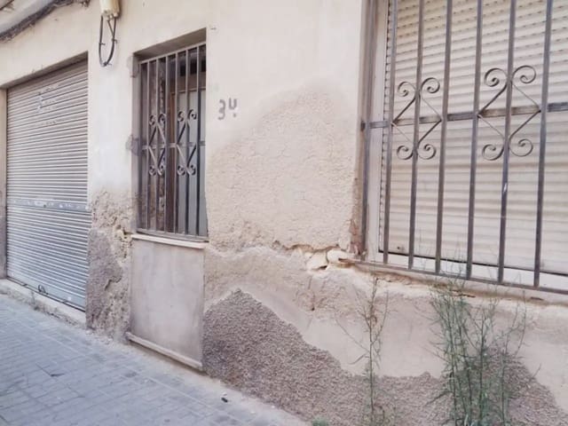 Casa en Elda en venta - 98.000 € (Ref: 10059588)