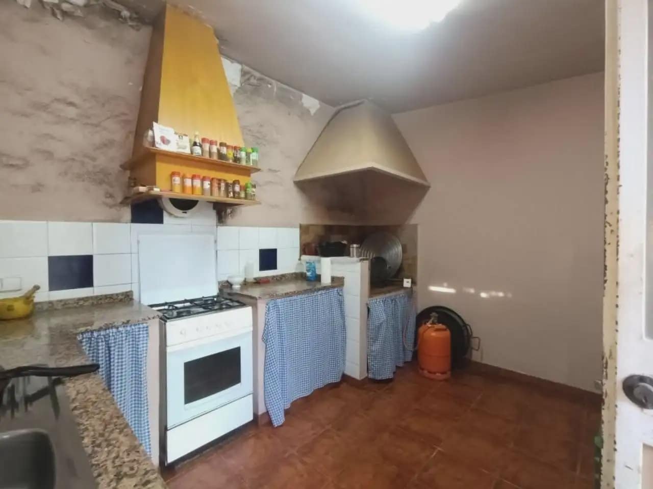 3 Zimmer Villa zu verkaufen in Elda mit Pool - 260.000 € (Ref: 10059590)