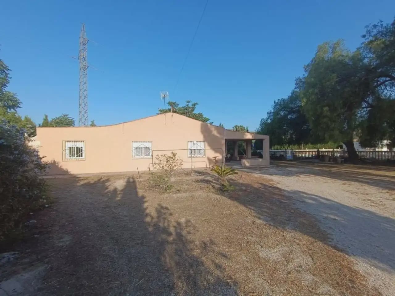 3 Zimmer Villa zu verkaufen in Elda mit Pool - 260.000 € (Ref: 10059590)