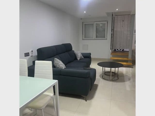 2 Zimmer Haus zu vermieten in Petrel / Petrer - 700 € (Ref: 10076852)