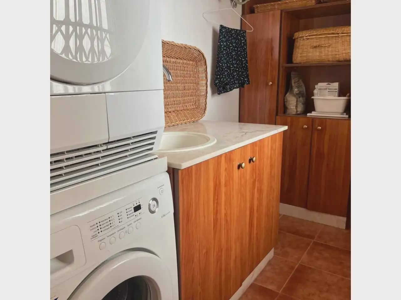 4 makuuhuone Rivitalo myytävänä paikassa Sax mukana 
autotalli - 255 000 € (Ref: 10099011)