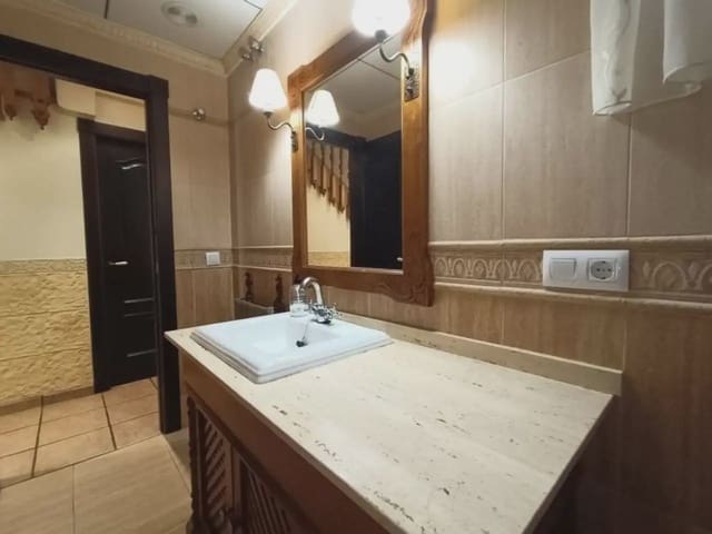 4 sovrum Radhus till salu i Petrel / Petrer med garage - 250 000 € (Ref: 10125045)