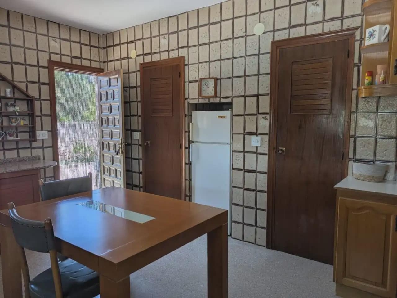 3 slaapkamer Finca/Landhuis te koop in Onil met zwembad - € 290.000 (Ref: 10140382)