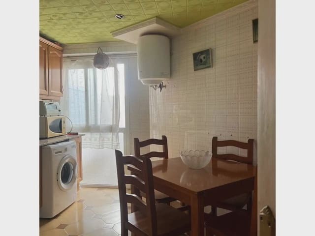 4 slaapkamer Flat te koop in Elda - € 85.000 (Ref: 10145083)