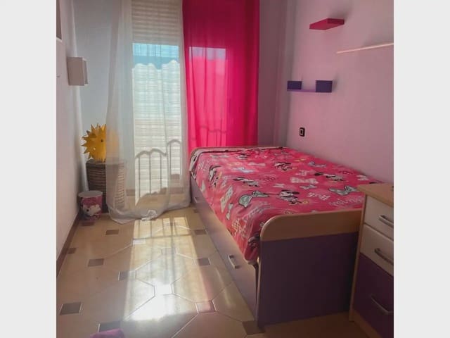 4 slaapkamer Flat te koop in Elda - € 85.000 (Ref: 10145083)