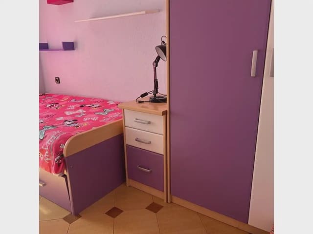 4 slaapkamer Flat te koop in Elda - € 85.000 (Ref: 10145083)