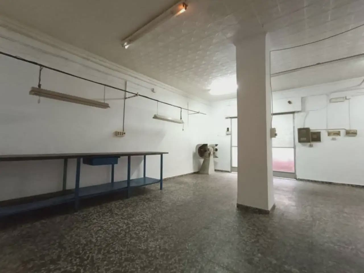 Commercial for sale in Elda - € 97,000 (Ref: 10158826)