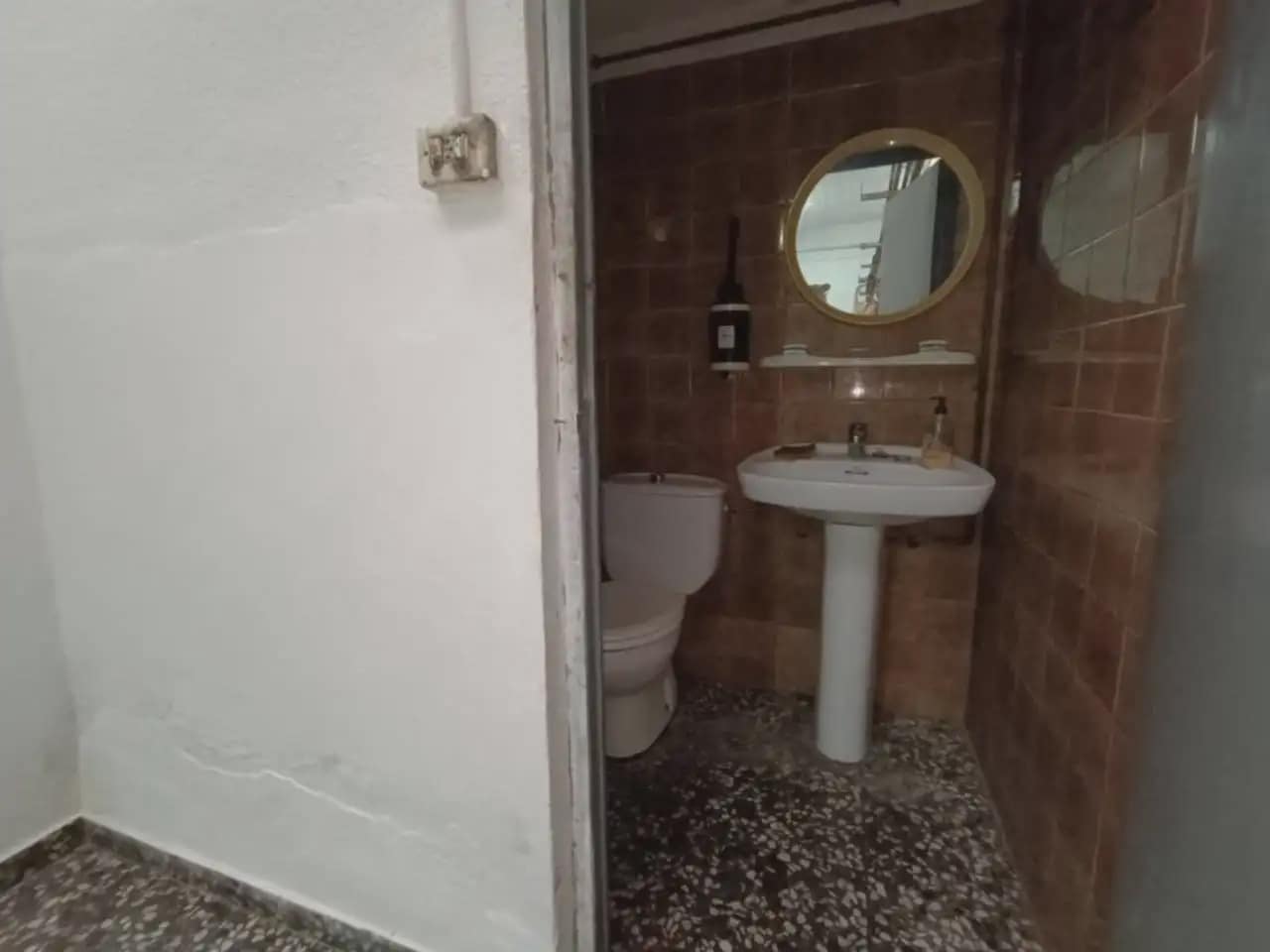 Commercial for sale in Elda - € 97,000 (Ref: 10158826)