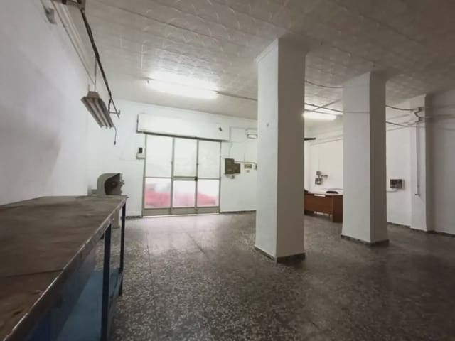 Commercieel te koop in Elda - € 97.000 (Ref: 10158826)