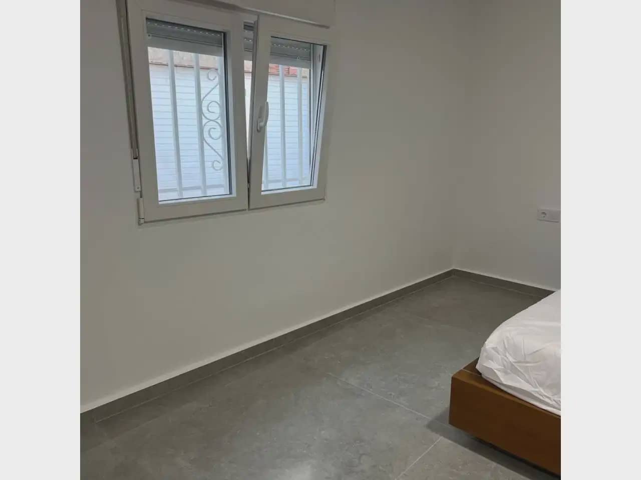 2 bedroom Townhouse for rent in Petrel / Petrer - € 750 (Ref: 10166001)