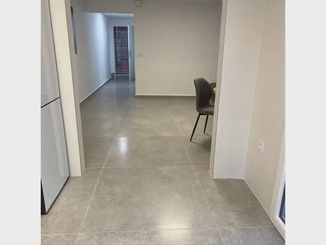 2 soveværelse Byhus til leje i Petrel / Petrer - € 750 (Ref: 10166001)