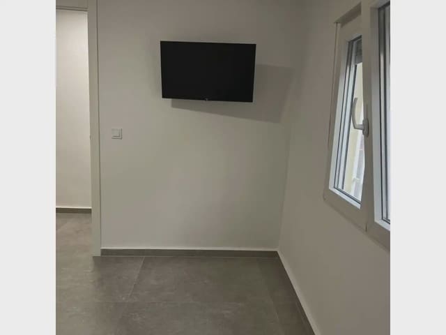 2 soveværelse Byhus til leje i Petrel / Petrer - € 750 (Ref: 10166001)