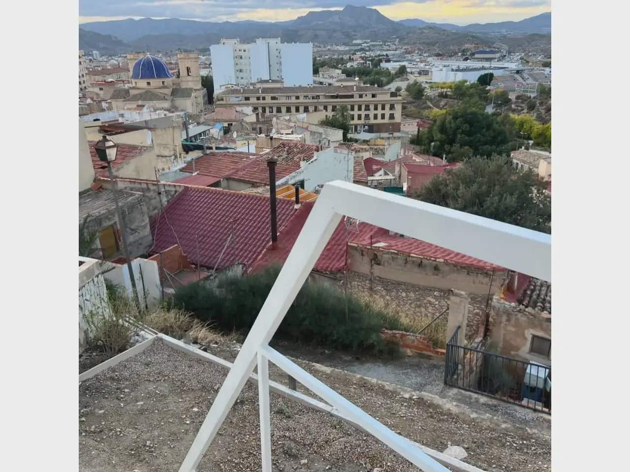 2 bedroom Townhouse for rent in Petrel / Petrer - € 750 (Ref: 10166001)