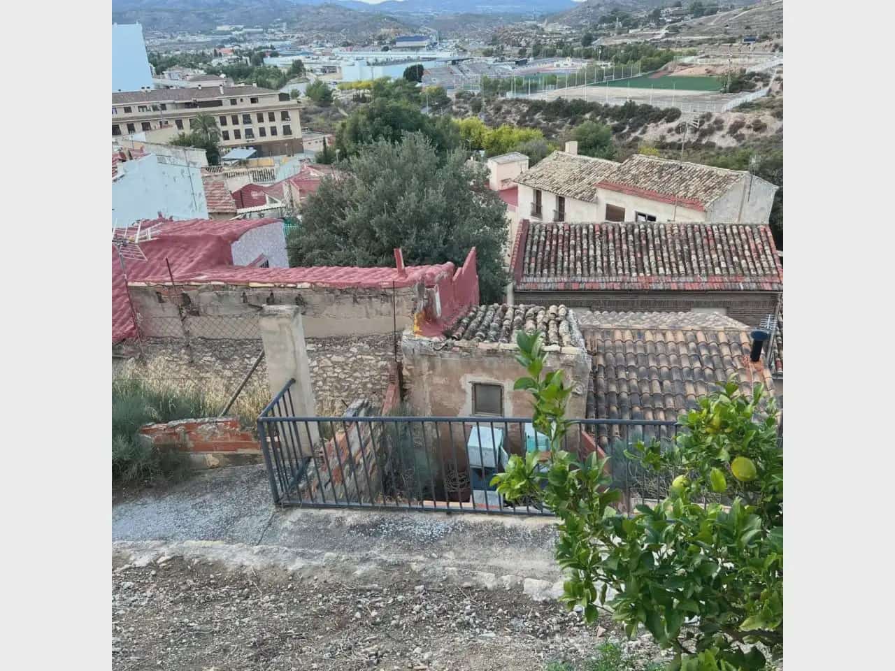 2 bedroom Townhouse for rent in Petrel / Petrer - € 750 (Ref: 10166001)