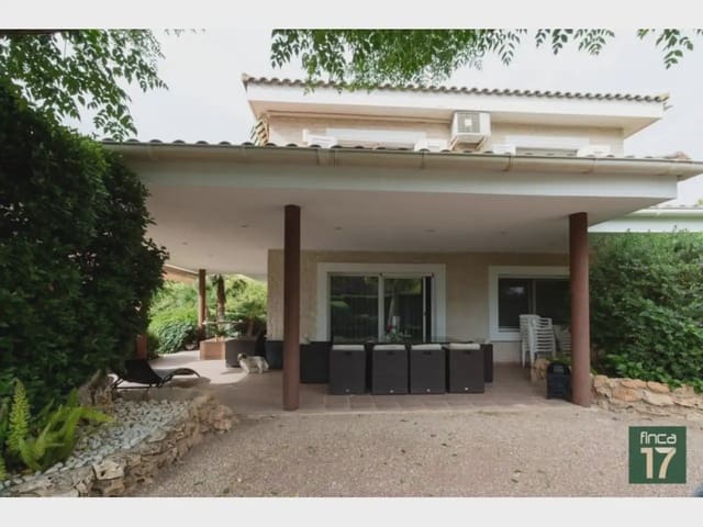 4 soverom Villa til salgs i Petrel / Petrer med svømmebasseng - € 395 000 (Ref: 7076155)