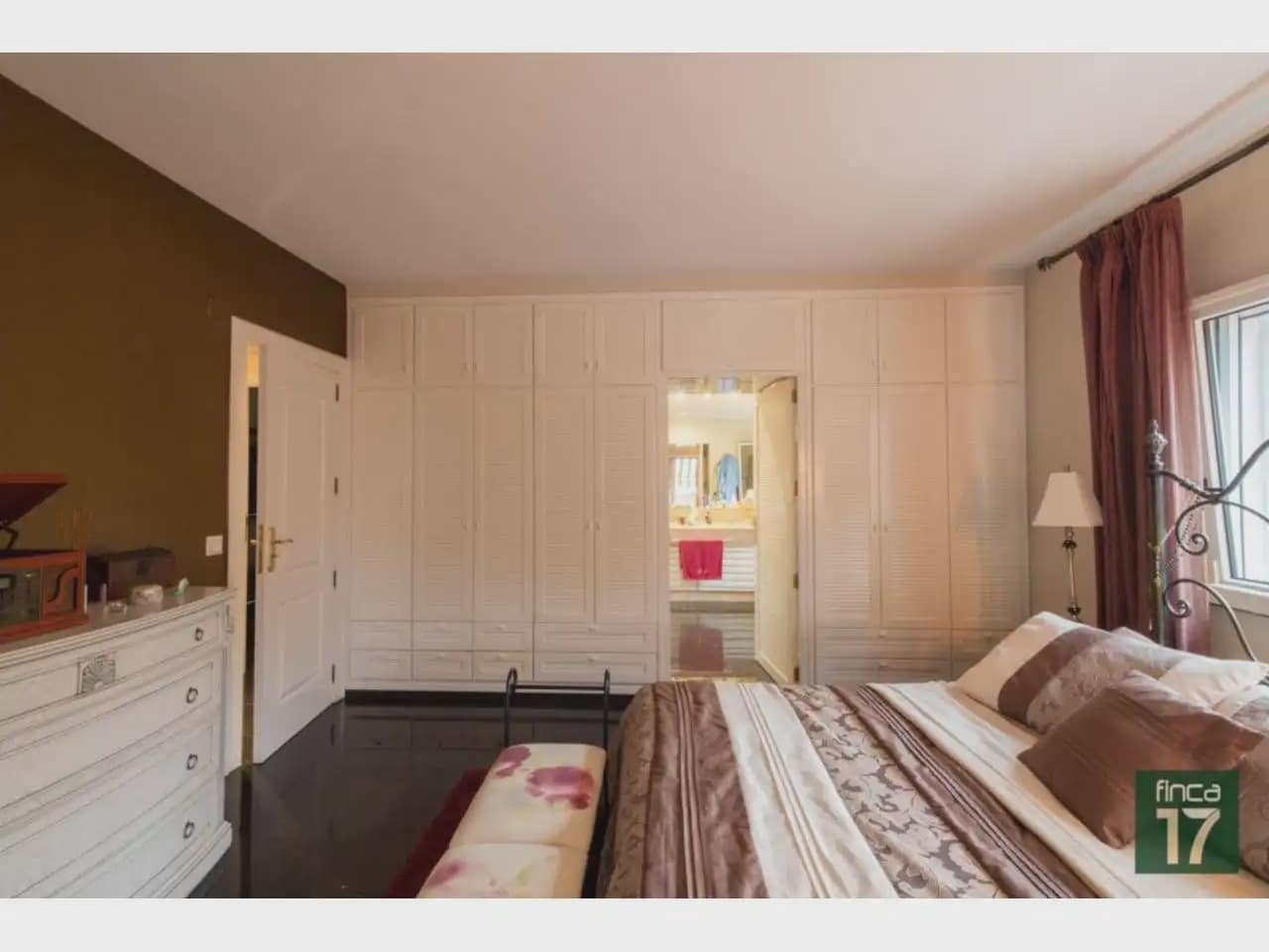 4 soverom Villa til salgs i Petrel / Petrer med svømmebasseng - € 395 000 (Ref: 7076155)