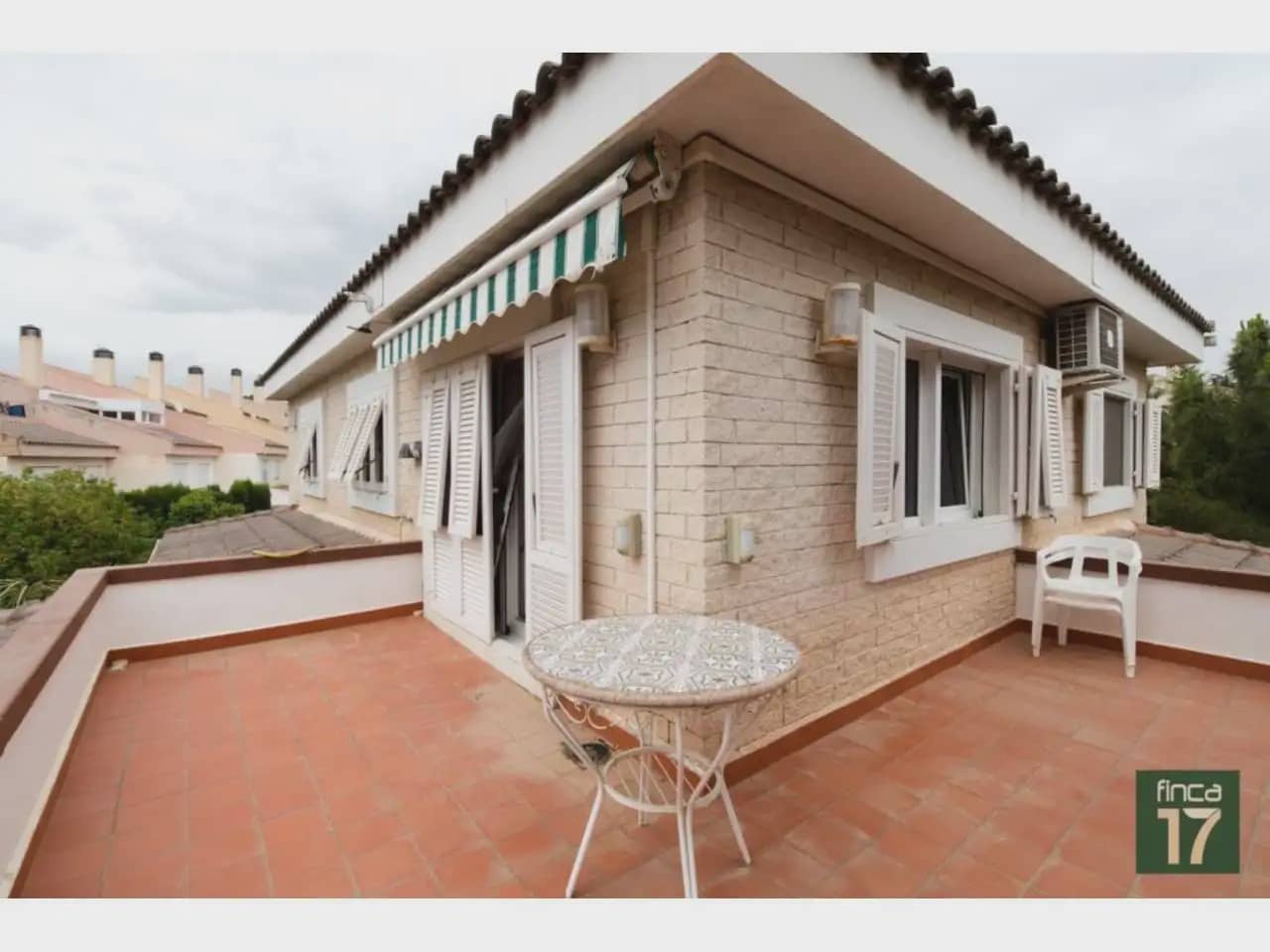 4 soverom Villa til salgs i Petrel / Petrer med svømmebasseng - € 395 000 (Ref: 7076155)