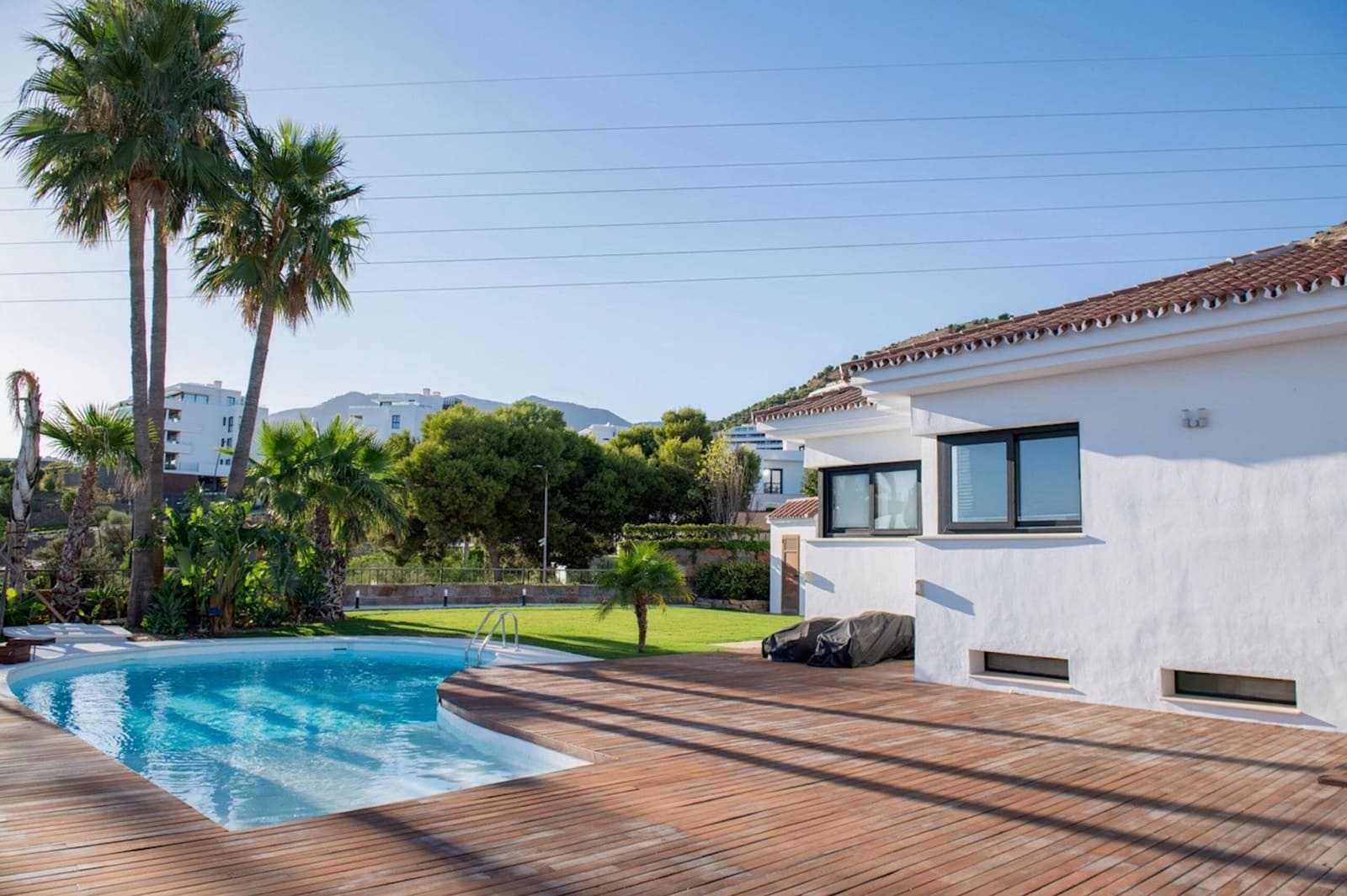 4 slaapkamer Villa te koop in Fuengirola met zwembad garage - € 1.650.000 (Ref: 10097511)