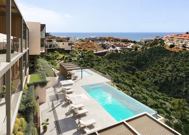 3 soveværelse Villa til salg i Fuengirola med swimmingpool garage - € 797.000 (Ref: 10168150)