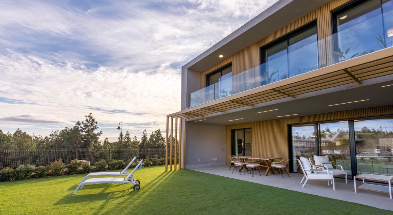 4 soveværelse Villa til salg i La Cala de Mijas med swimmingpool garage - € 721.000 (Ref: 7209984)