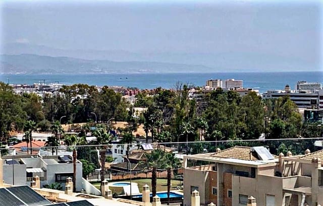 4 soverom Villa til salgs i Torremolinos med svømmebasseng garasje - € 712 000 (Ref: 7983753)