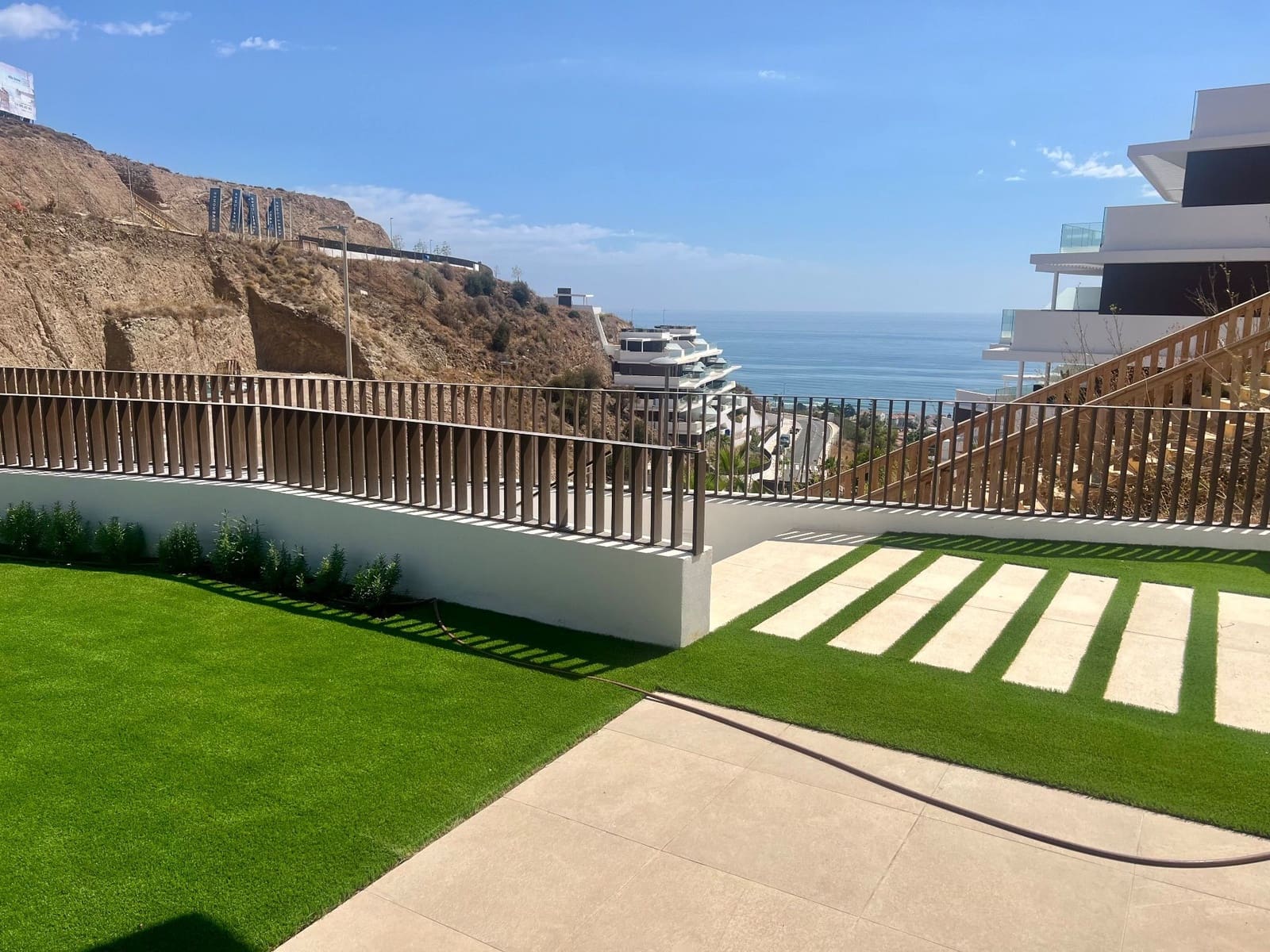 4 soveværelse Semi-Rækkehus til salg i Rincon de la Victoria med swimmingpool garage - € 705.000 (Ref: 8537872)