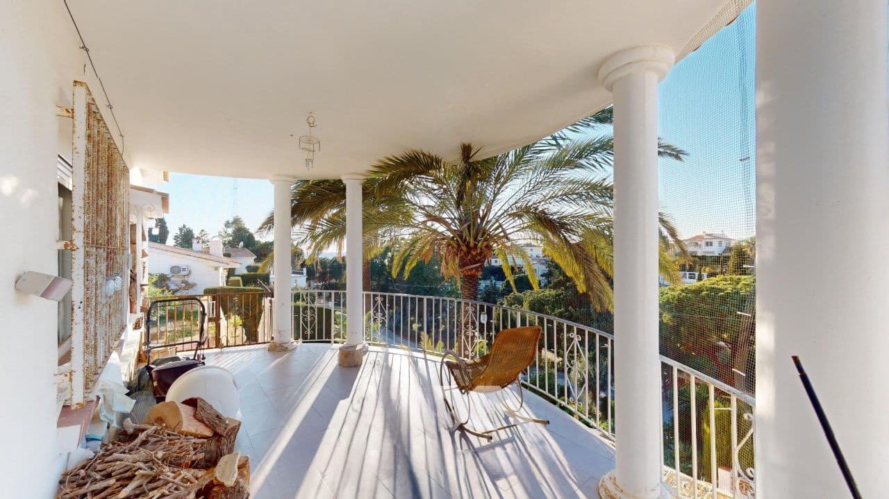 4 soveværelse Villa til salg i Benajarafe med swimmingpool garage - € 670.000 (Ref: 8654582)