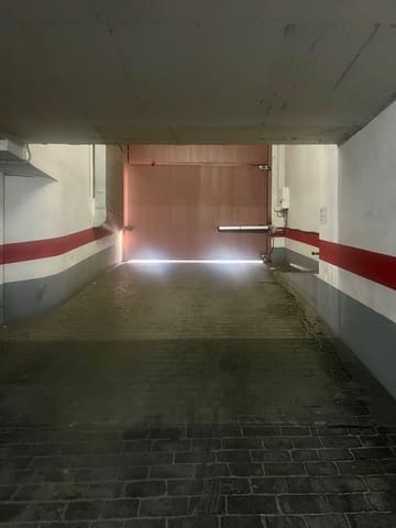 Garaje en Málaga ciudad en venta - 30.000 € (Ref: 8783430)