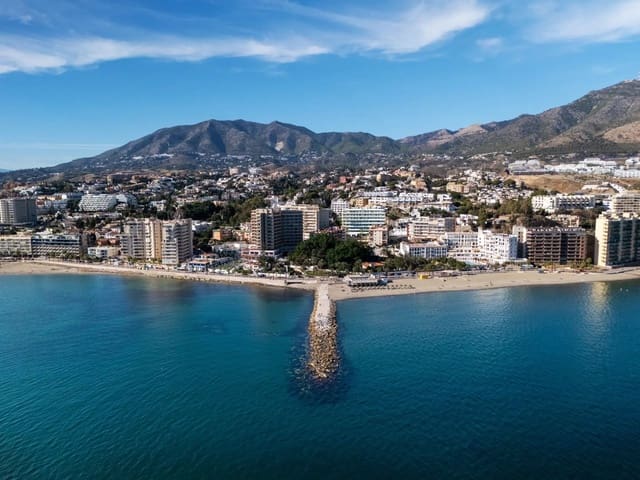 2 Zimmer Apartment zu verkaufen in Fuengirola mit Pool Garage - 490.000 € (Ref: 8934781)