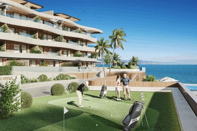 Apartamento de 2 habitaciones en Nerja en venta con piscina - 640.000 € (Ref: 9284899)