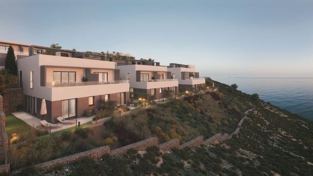 3 bedroom Villa for sale in Torrox-Costa, Torrox with pool garage - € 388,000 (Ref: 9461118)