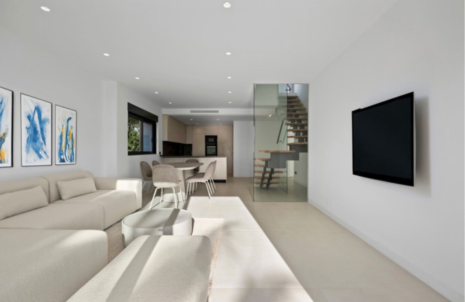 3 sovrum Takvåning till salu i Estepona med pool garage - 799 000 € (Ref: 9735163)