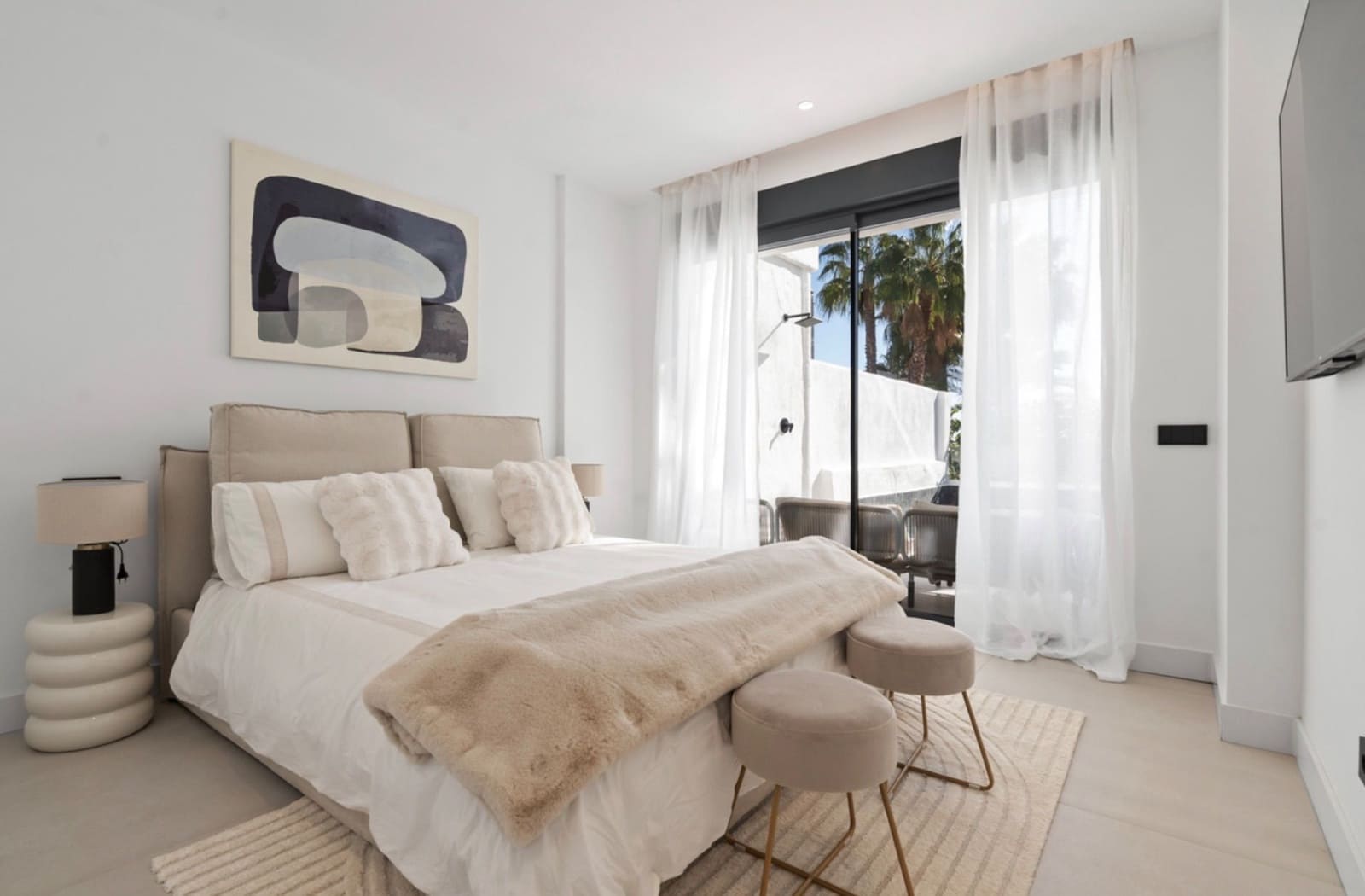 3 sovrum Takvåning till salu i Estepona med pool garage - 799 000 € (Ref: 9735163)