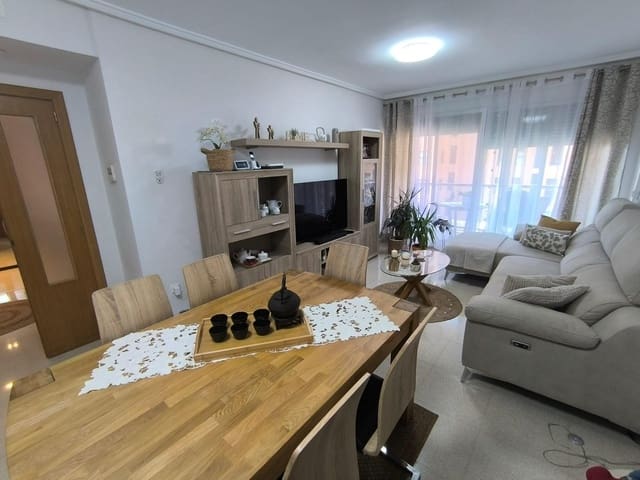 2 makuuhuone Asunto myytävänä paikassa Gandia mukana uima-altaan 
autotalli - 183 000 € (Ref: 8940083)