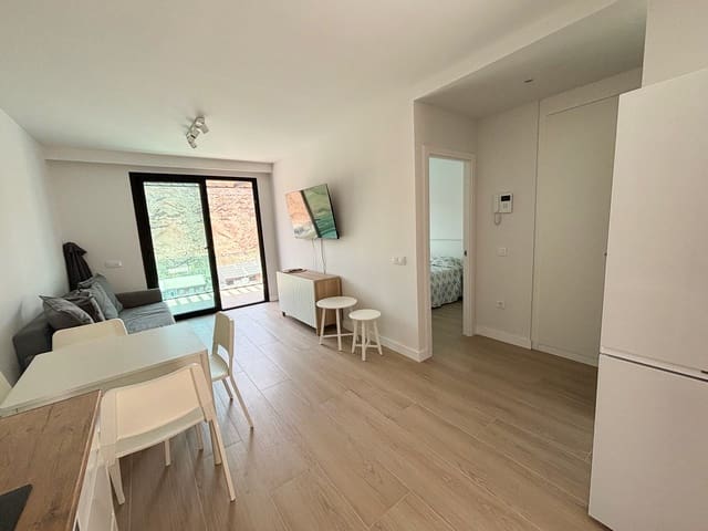 1 slaapkamer Appartement te huur in Puerto Rico, Mogán met zwembad garage - € 1.300 (Ref: 10002583)