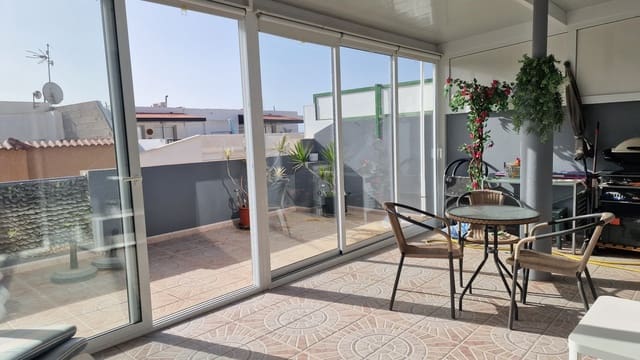 1 slaapkamer Appartement te huur in Arguineguín, Mogán - € 850 (Ref: 10022900)