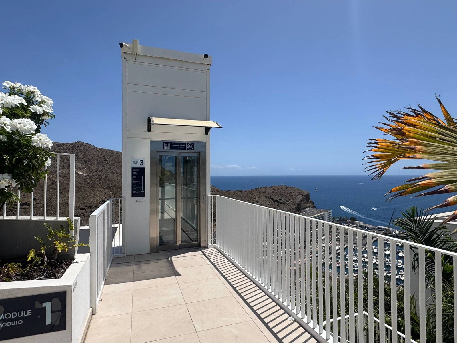 2 makuuhuone Huoneisto myytävänä paikassa Puerto Rico mukana uima-altaan 
autotalli - 620 000 € (Ref: 10037784)