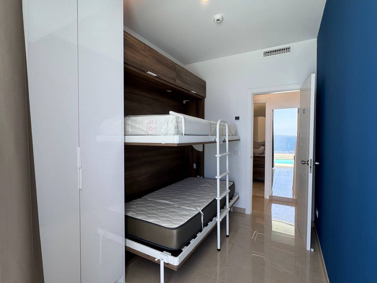 2 makuuhuone Huoneisto myytävänä paikassa Puerto Rico mukana uima-altaan 
autotalli - 620 000 € (Ref: 10037784)