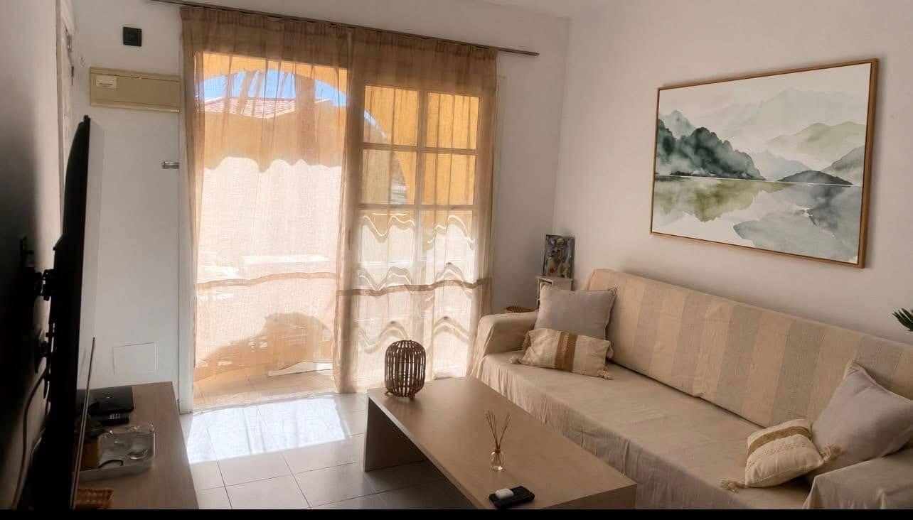 Appartement de 1 chambre à louer à Maspalomas avec piscine - 950 € (Ref: 10050436)
