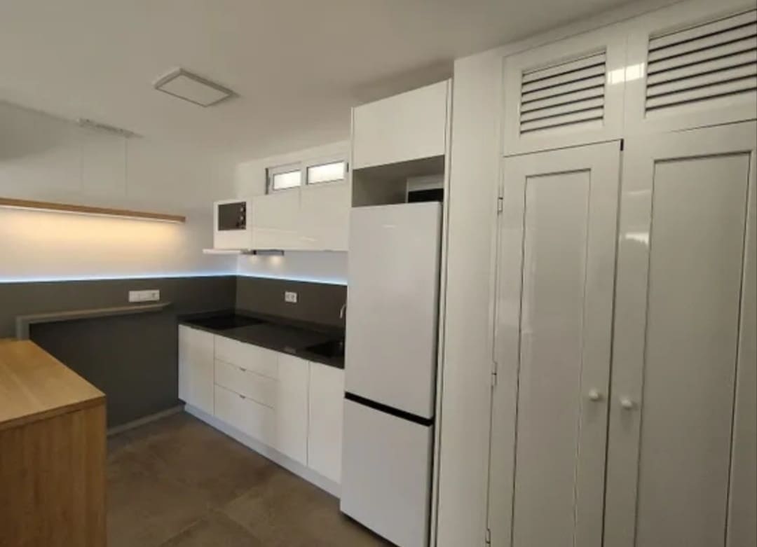 1 soverom Leilighet til salgs i Puerto Rico med svømmebasseng garasje - € 220 000 (Ref: 10075549)