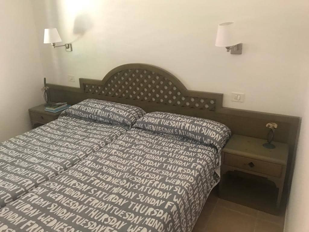 2 soverom Bungalow til leie i Sonneland med svømmebasseng - € 1 200 (Ref: 10077293)