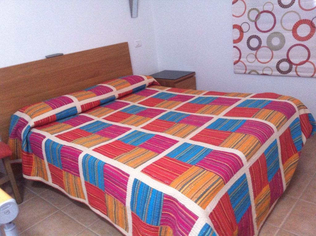 2 soverom Bungalow til leie i Sonneland med svømmebasseng - € 1 200 (Ref: 10077293)