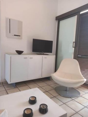 2 sypialnia Bungalow do wynajęcia w Playa del Inglés, San Bartolomé de Tirajana z basenem - 1 400 € (Ref: 10081494)